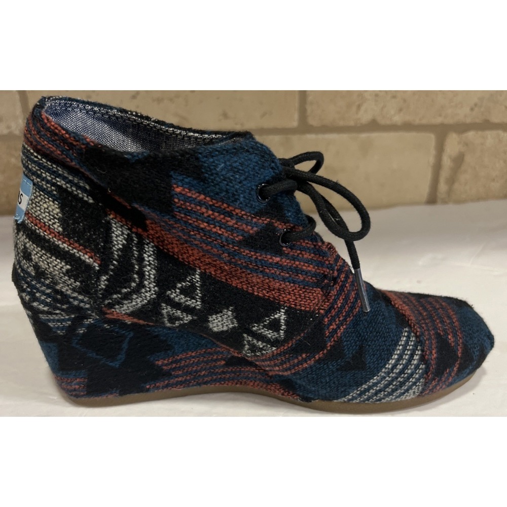 Toms Women's Black Aztec Navajo Wedge Heel Lace Up Ankle Bootie 300813 Size 7 - Picture 5 of 9